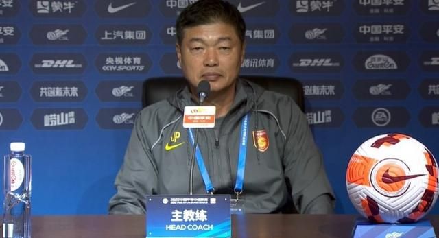 女大佬和小狼狗既视感！